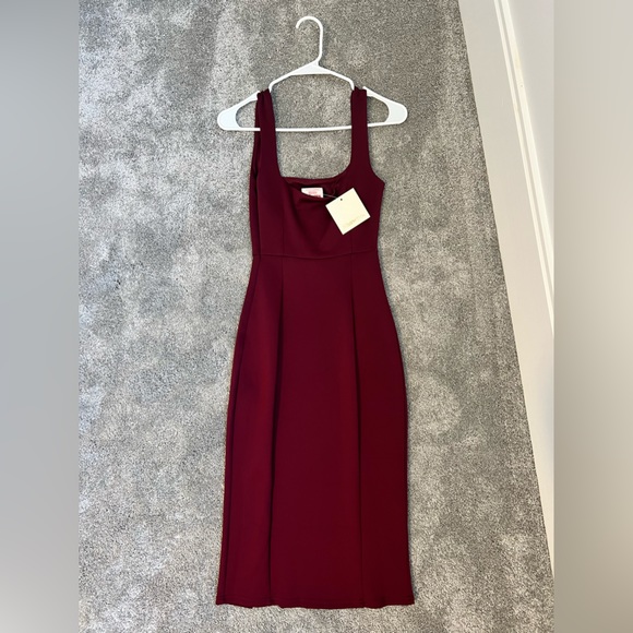 Showpo Elegant Bodycon Midi Dress with Side Slit - Picture 4 of 6